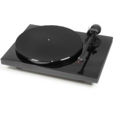 1Xpression Carbon Audiophile 2-speed Turntable (Piano Black)